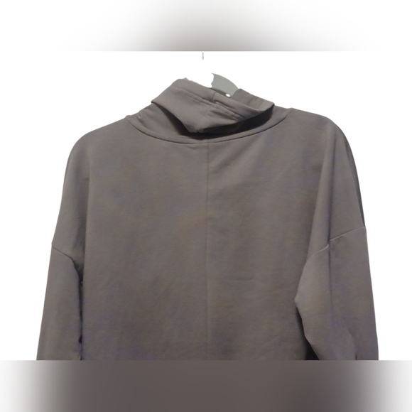 Gloria Vanderbilt - NWT, Gray Sports Warm-up Pullover Jacket W/ Roll tab... - Picture 8 of 9